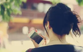 Celulares são utilizados para lazer, estudos e trabalho