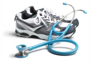 É importante fazer um check-up médico antes de iniciar os exercícios físicos